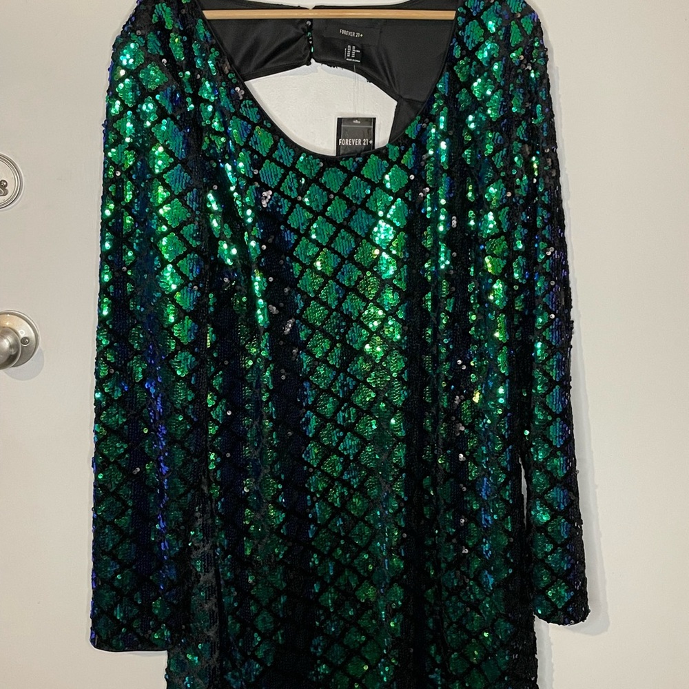 Forever 21 Green and Blue Sequin Dress